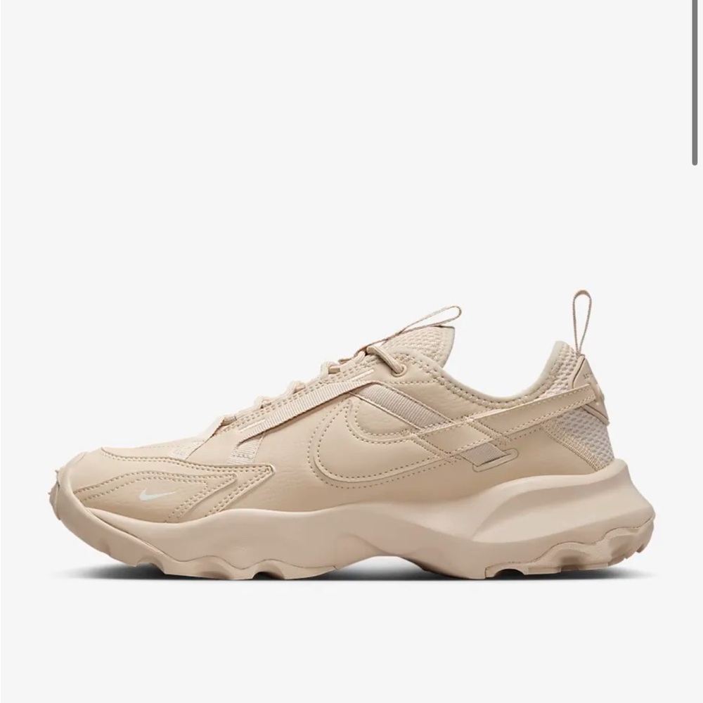 NIKE Women TC 7900 NWT